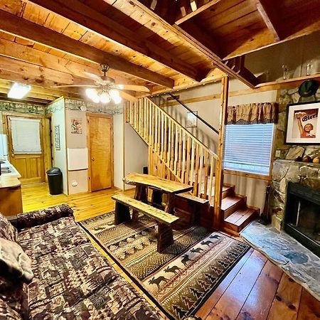 Oktoberfest Themed Cabin In Woods Stream #14 เฮเลน ภายนอก รูปภาพ